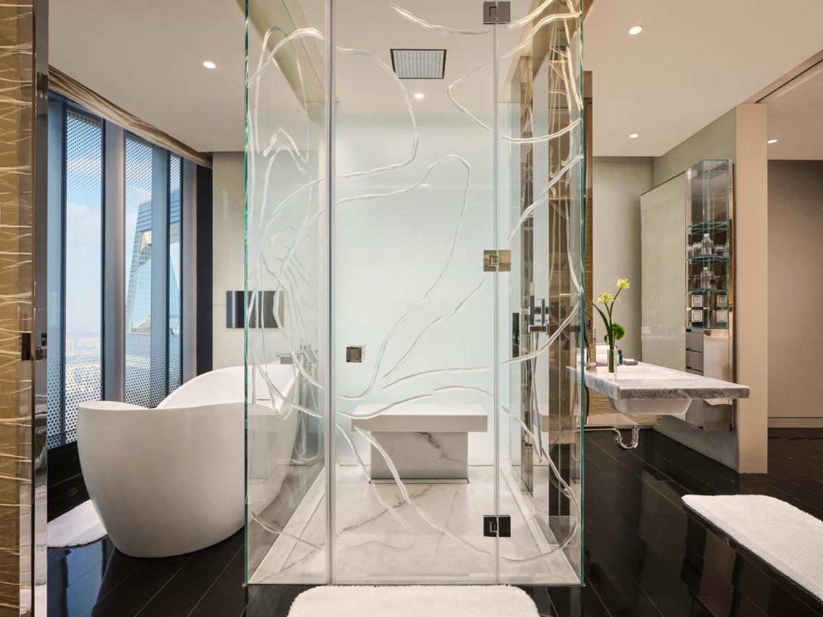 J Hotel, Shanghai Tower - Above All Else, Overlooking The Bund מראה חיצוני תמונה